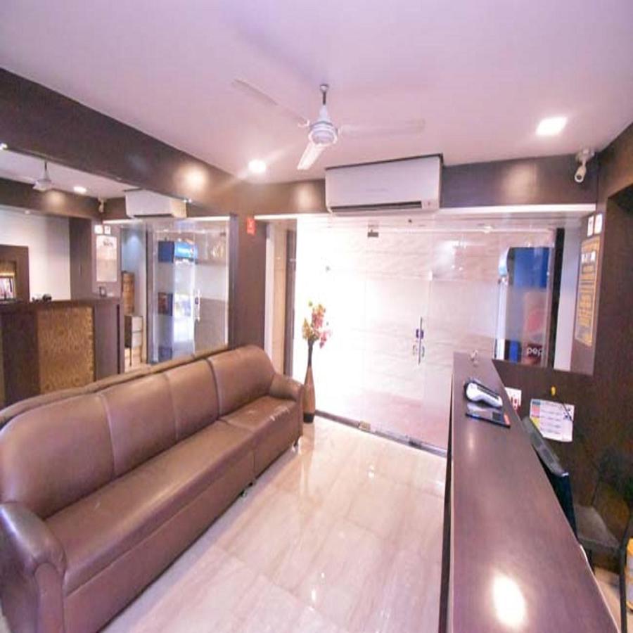 Hotel Everest Lodging Navi Mumbai Esterno foto